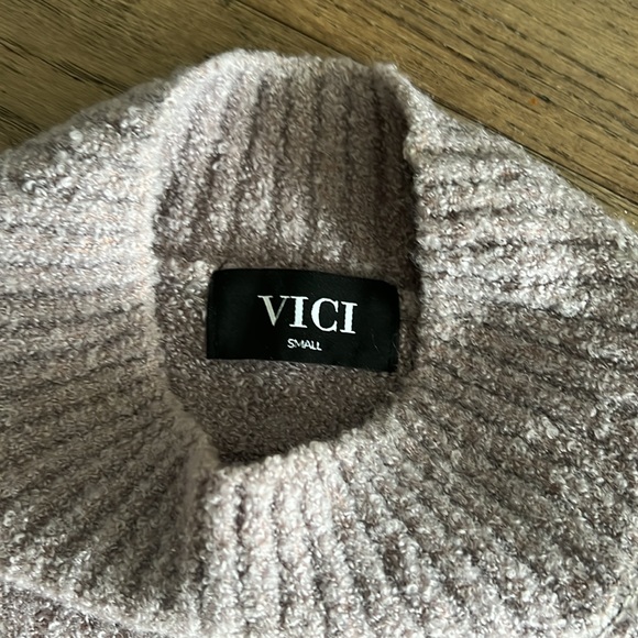 Vici matching sweater set- sweater and skirt - Picture 5 of 5